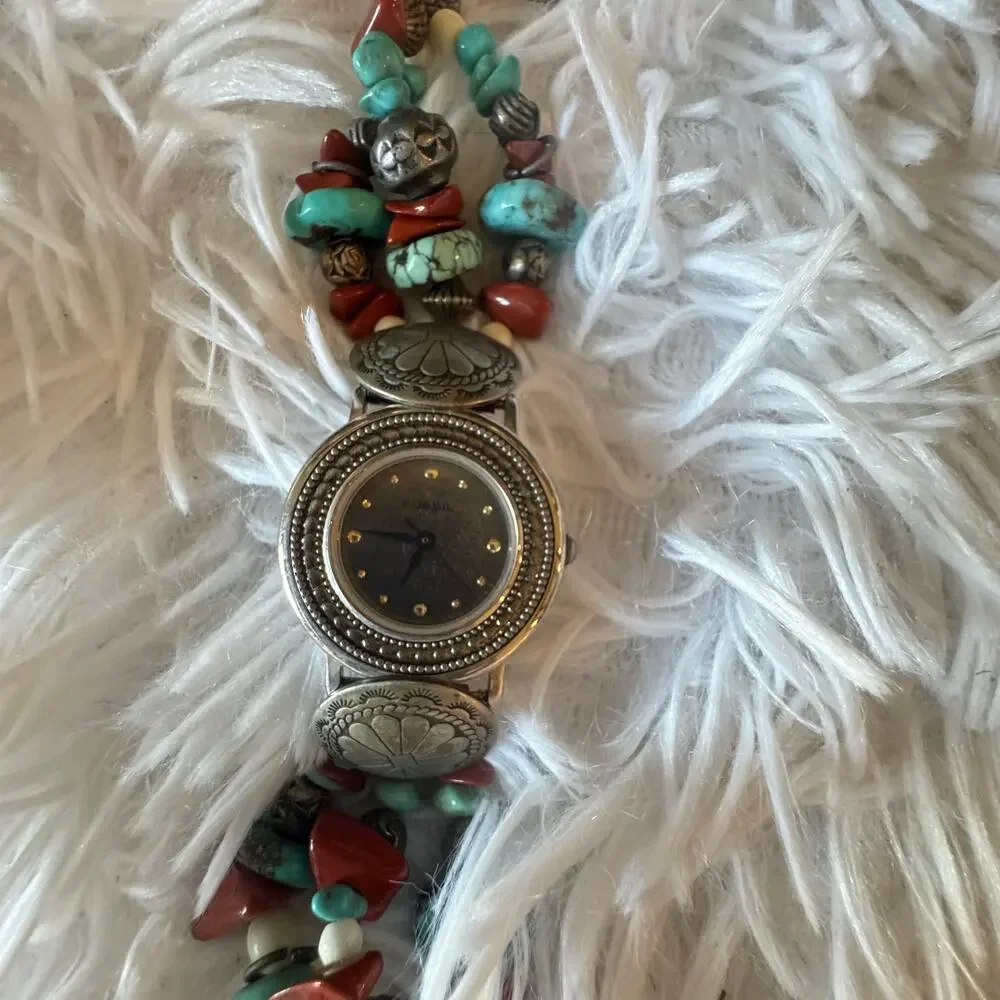 Womens 22mm Silver Southwestern Fossil Charm Bracelet Watch